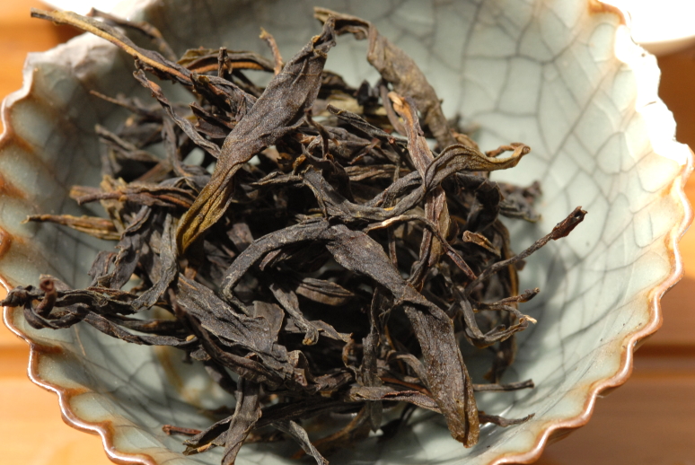 Feng Huang Dan Cong Ba Xian wulong tea